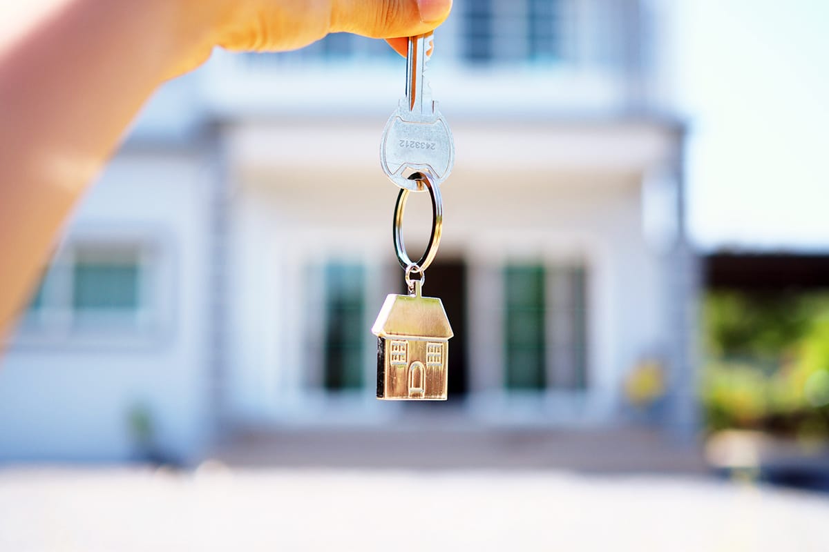 Discover the Power of Real Estate: Why Investing in Property is Your Key to Financial Freedom!