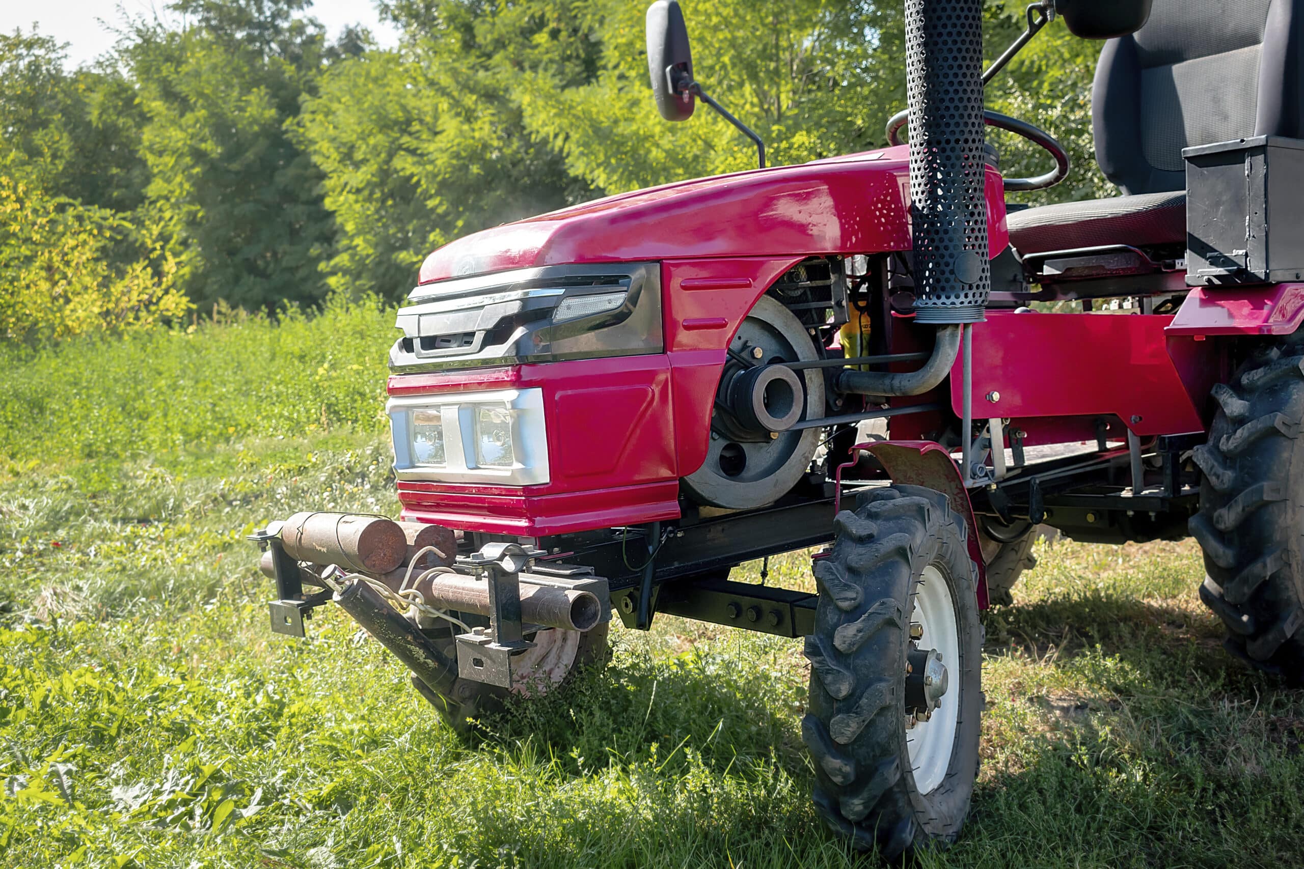 Why Tractors are the Ultimate Farming Companion: The Top Benefits of Using Tractors on Your Farm